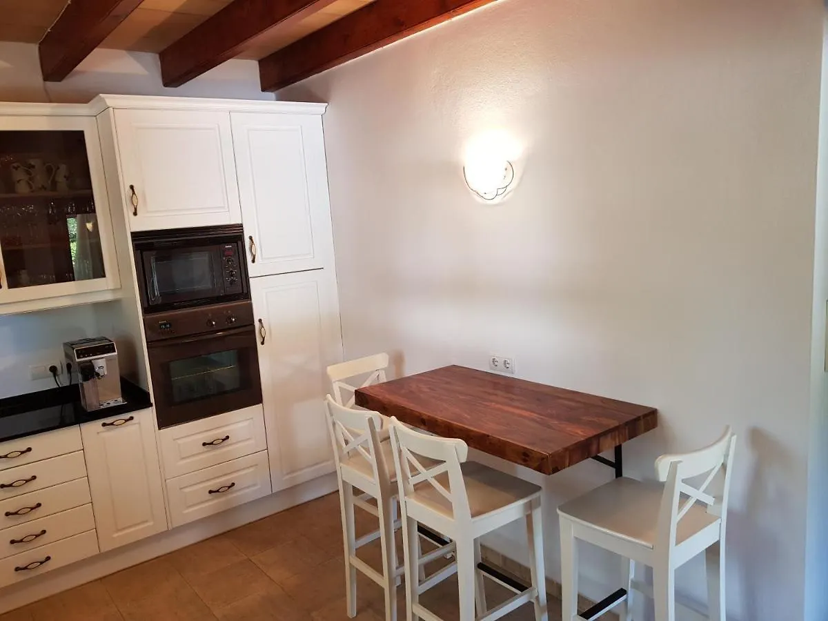 Villa Milagro - 3 Bedroom Finca Style Villa With Pool Near Golf Course/Beaches - Air Cond. Pollenca