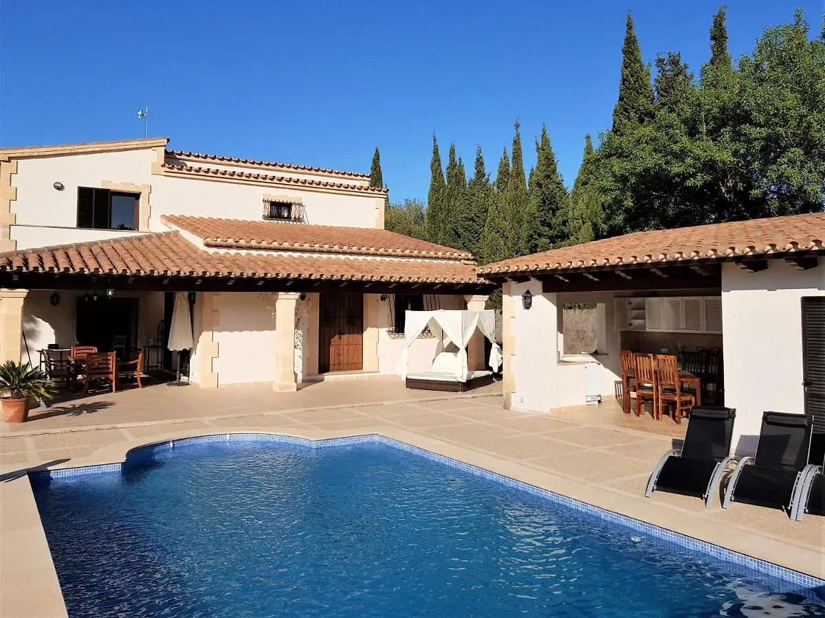 Villa Milagro - 3 Bedroom Finca Style Villa With Pool Near Golf Course/Beaches - Air Cond. Pollenca