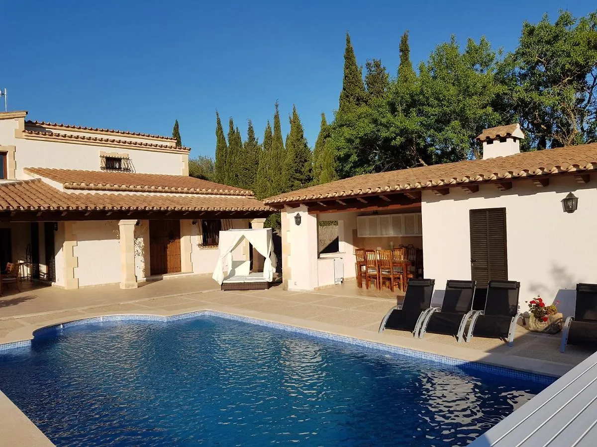 Villa Milagro - 3 Bedroom Finca Style Villa With Pool Near Golf Course/Beaches - Air Cond. Pollenca